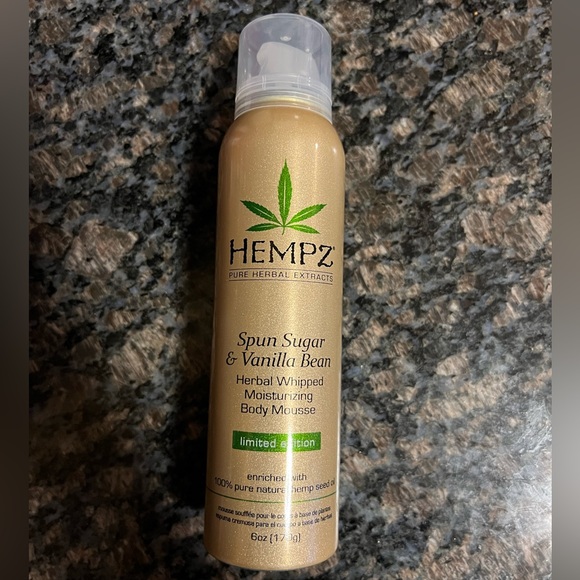 Hempz Bath & Body Hempz Spun Sugar Vanilla Bean Herbal Whipped Moisturizing Body Mousse